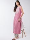 Chambray Sleeveless Embroidered Kurta