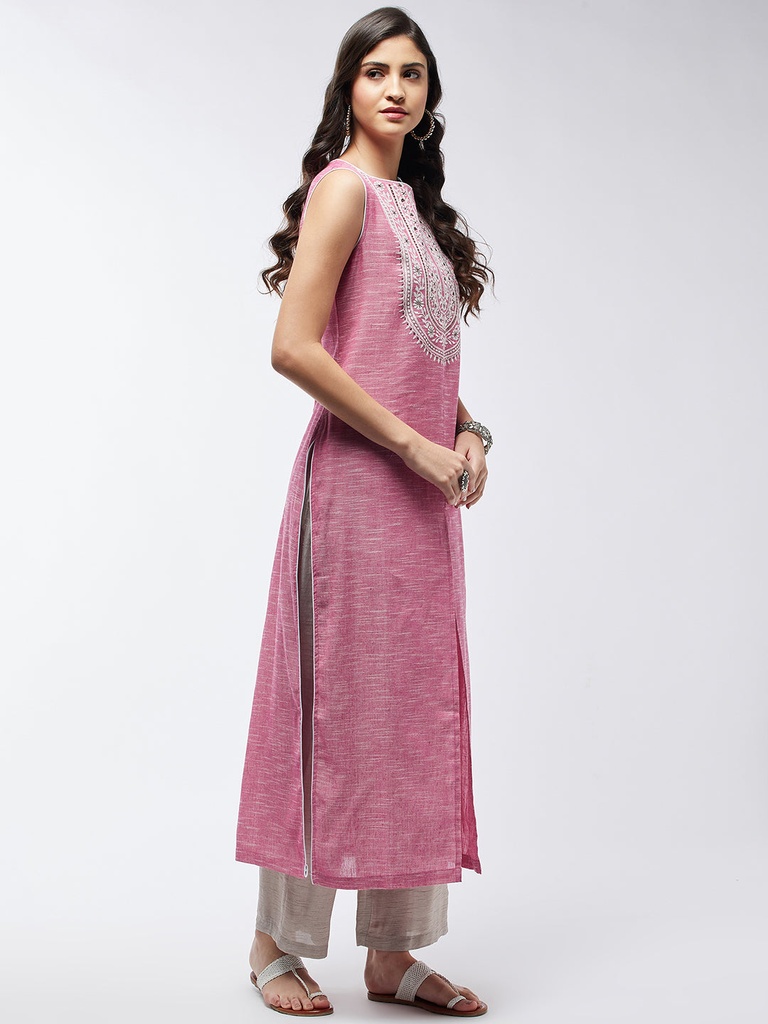 Chambray Sleeveless Embroidered Kurta