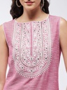 Chambray Sleeveless Embroidered Kurta