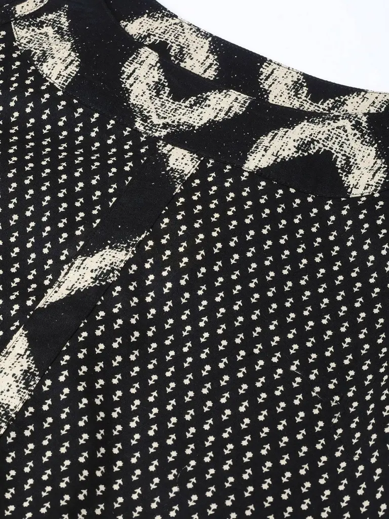 Sleeveless Black Printed Long Kurta5.webp