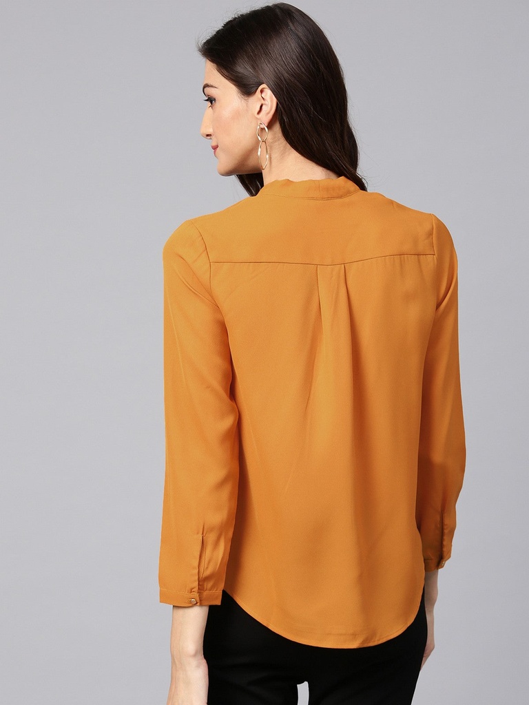 Top with Front Brooch